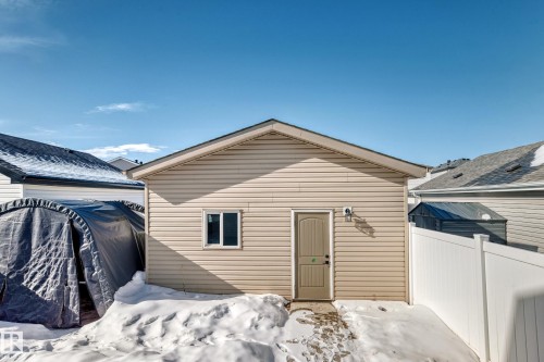 22 Meadowview Way, Leduc, AB - Outdoor