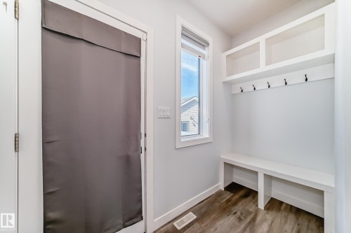 22 Meadowview Way, Leduc, AB - Indoor Photo Showing Other Room