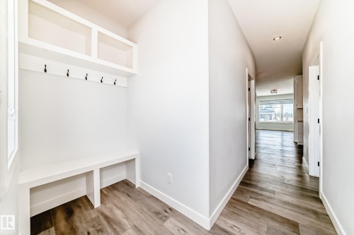 22 Meadowview Way, Leduc, AB - Indoor Photo Showing Other Room