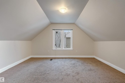 10466 148 Street, Edmonton, AB - Indoor Photo Showing Other Room