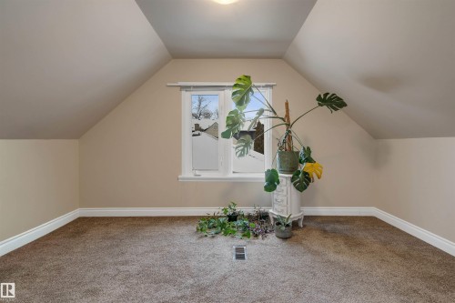10466 148 Street, Edmonton, AB - Indoor Photo Showing Other Room