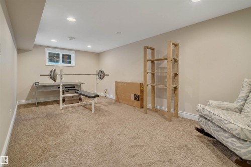 10466 148 Street, Edmonton, AB - Indoor