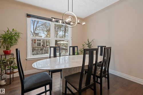 10466 148 Street, Edmonton, AB - Indoor Photo Showing Dining Room