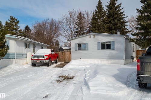 1706 West Oak Close, Edmonton, AB - Outdoor