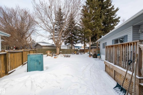 1706 West Oak Close, Edmonton, AB - Outdoor