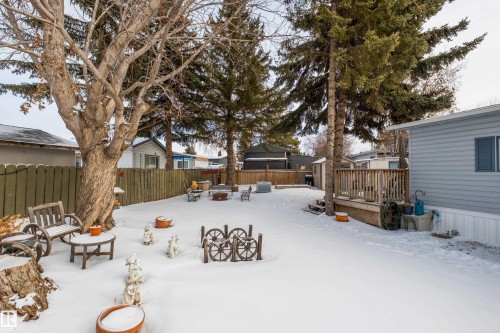 1706 West Oak Close, Edmonton, AB - Outdoor