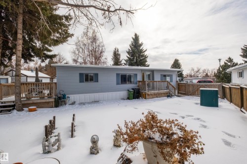 1706 West Oak Close, Edmonton, AB - Outdoor