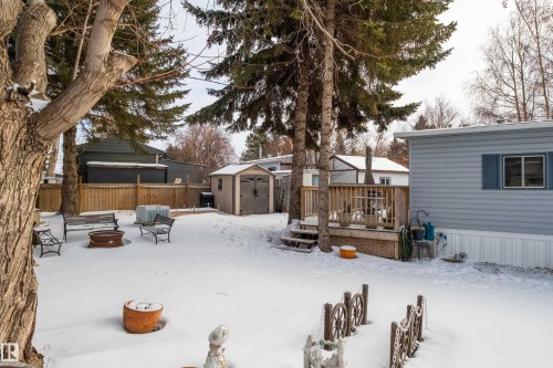 1706 West Oak Close, Edmonton, AB - Outdoor
