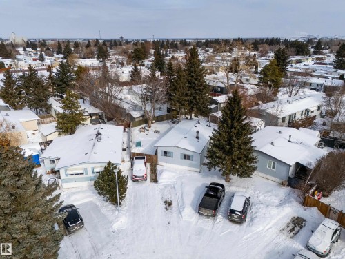 1706 West Oak Close, Edmonton, AB - Outdoor With View