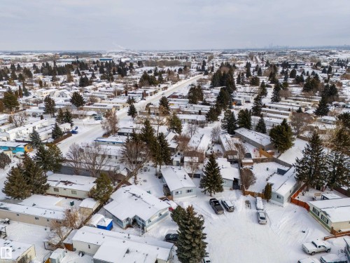 1706 West Oak Close, Edmonton, AB - Outdoor With View