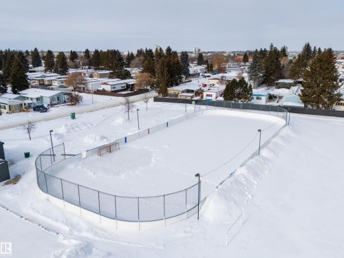 1706 West Oak Close, Edmonton, AB - Outdoor With View