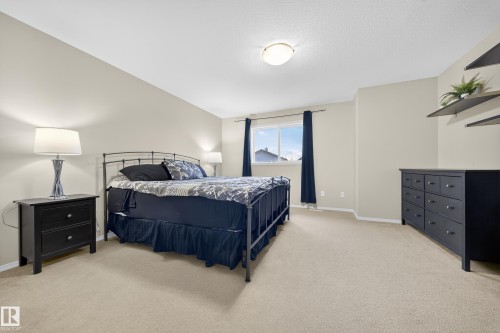 4712 204 Street, Edmonton, AB - Indoor Photo Showing Bedroom