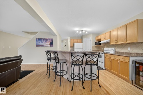 4712 204 Street, Edmonton, AB - Indoor Photo Showing Kitchen