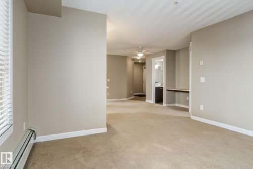 204 3715 Whitelaw Lane, Edmonton, AB - Indoor Photo Showing Other Room