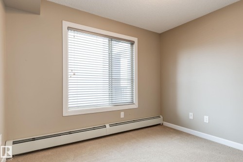 204 3715 Whitelaw Lane, Edmonton, AB - Indoor Photo Showing Other Room