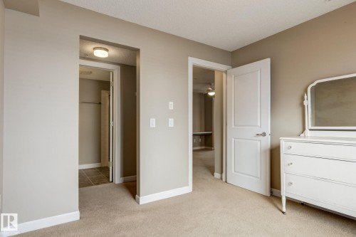 204 3715 Whitelaw Lane, Edmonton, AB - Indoor