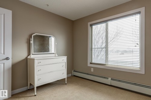 204 3715 Whitelaw Lane, Edmonton, AB - Indoor