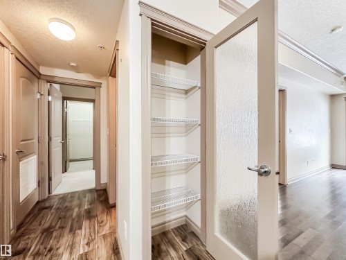 121 10121 80 Avenue, Edmonton, AB - Indoor Photo Showing Other Room