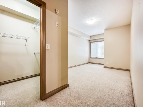 121 10121 80 Avenue, Edmonton, AB - Indoor Photo Showing Other Room