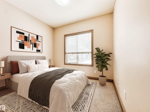 121 10121 80 Avenue, Edmonton, AB - Indoor Photo Showing Bedroom