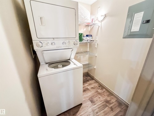 121 10121 80 Avenue, Edmonton, AB - Indoor Photo Showing Laundry Room