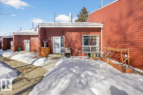 635 Millbourne Road E, Edmonton, AB - Outdoor