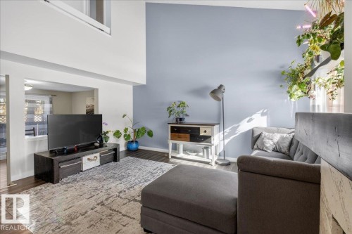 635 Millbourne Road E, Edmonton, AB - Indoor Photo Showing Living Room