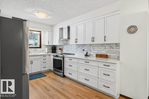 41 Pineridge Crescent, St. Albert, AB - Indoor Photo Showing Kitchen