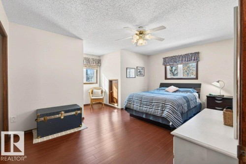 41 Pineridge Crescent, St. Albert, AB - Indoor Photo Showing Bedroom