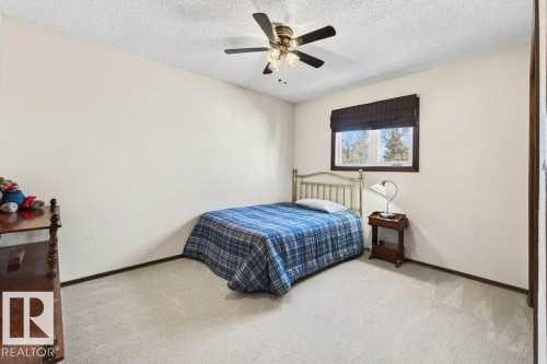 41 Pineridge Crescent, St. Albert, AB - Indoor Photo Showing Bedroom
