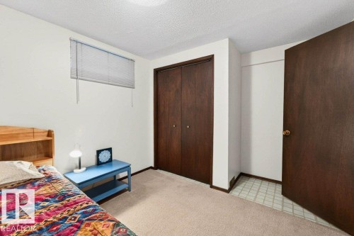 41 Pineridge Crescent, St. Albert, AB - Indoor Photo Showing Bedroom
