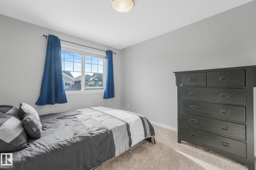 2652 Chokecherry Lane, Edmonton, AB - Indoor Photo Showing Bedroom