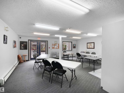 102 10511 42 Avenue, Edmonton, AB - Indoor