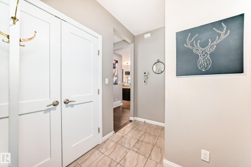 7014 170A Avenue, Edmonton, AB - Indoor Photo Showing Other Room