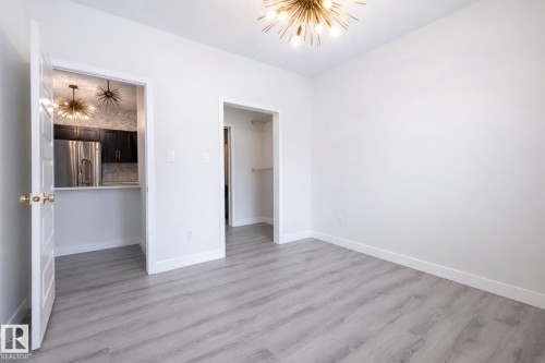 105 304 Ambleside Link Link, Edmonton, AB - Indoor Photo Showing Other Room