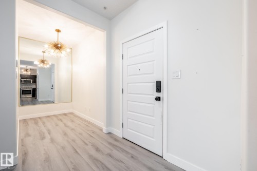 105 304 Ambleside Link Link, Edmonton, AB - Indoor Photo Showing Other Room