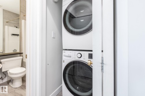105 304 Ambleside Link Link, Edmonton, AB - Indoor Photo Showing Laundry Room