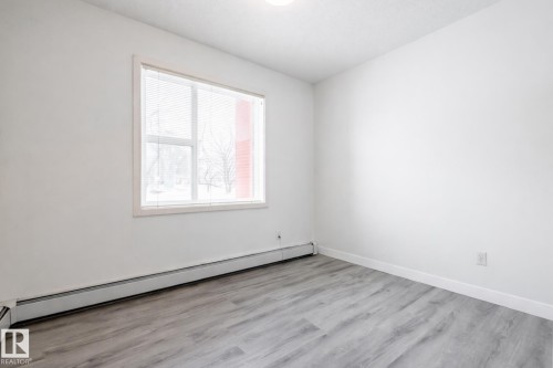 105 304 Ambleside Link Link, Edmonton, AB - Indoor Photo Showing Other Room
