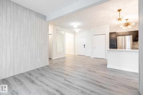 105 304 Ambleside Link Link, Edmonton, AB - Indoor