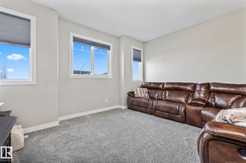 7 Southbridge Drive, Calmar, AB - Indoor Photo Showing Other Room