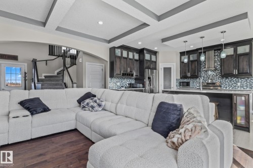 7 Southbridge Drive, Calmar, AB - Indoor Photo Showing Living Room