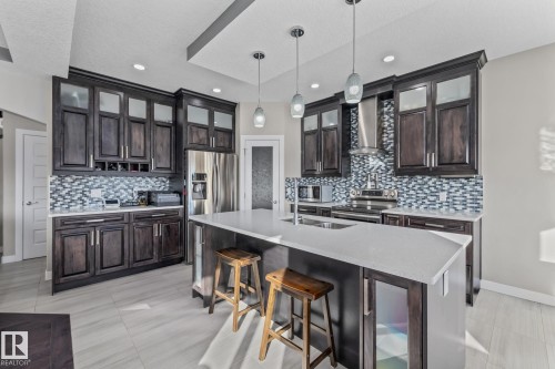 7 Southbridge Drive, Calmar, AB - Indoor Photo Showing Kitchen With Upgraded Kitchen