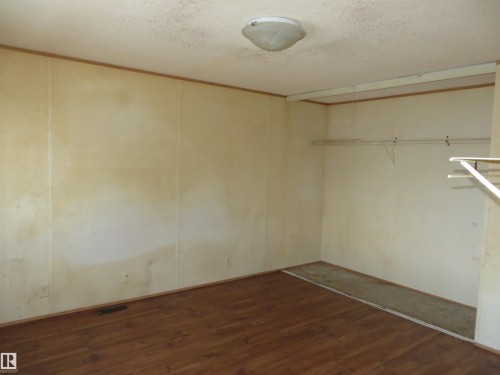 53 Willow Park Estates, Leduc, AB - Indoor Photo Showing Other Room