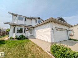 7 COACHMAN Place  Sherwood Park, AB T8H 1C1
