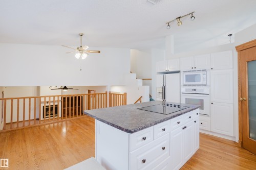 535 Pardee Bay Bay, Edmonton, AB - Indoor