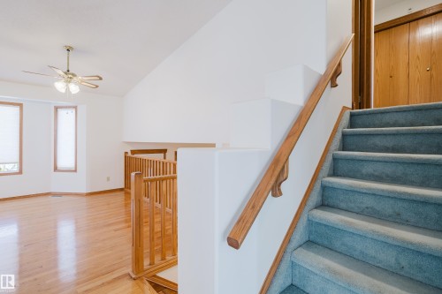 535 Pardee Bay Bay, Edmonton, AB - Indoor Photo Showing Other Room