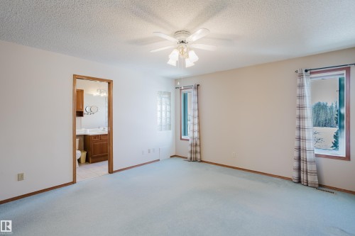 535 Pardee Bay Bay, Edmonton, AB - Indoor Photo Showing Other Room