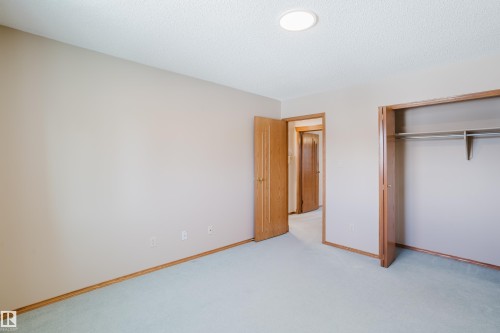 535 Pardee Bay Bay, Edmonton, AB - Indoor Photo Showing Other Room