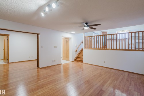 535 Pardee Bay Bay, Edmonton, AB - Indoor Photo Showing Other Room