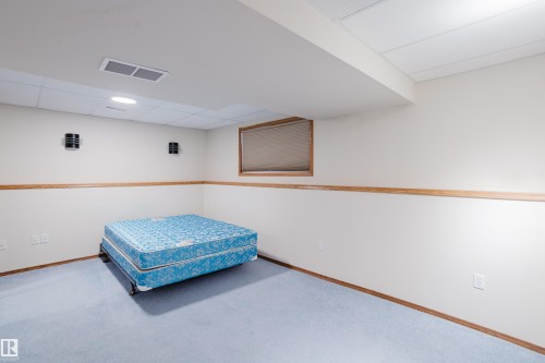 535 Pardee Bay Bay, Edmonton, AB - Indoor